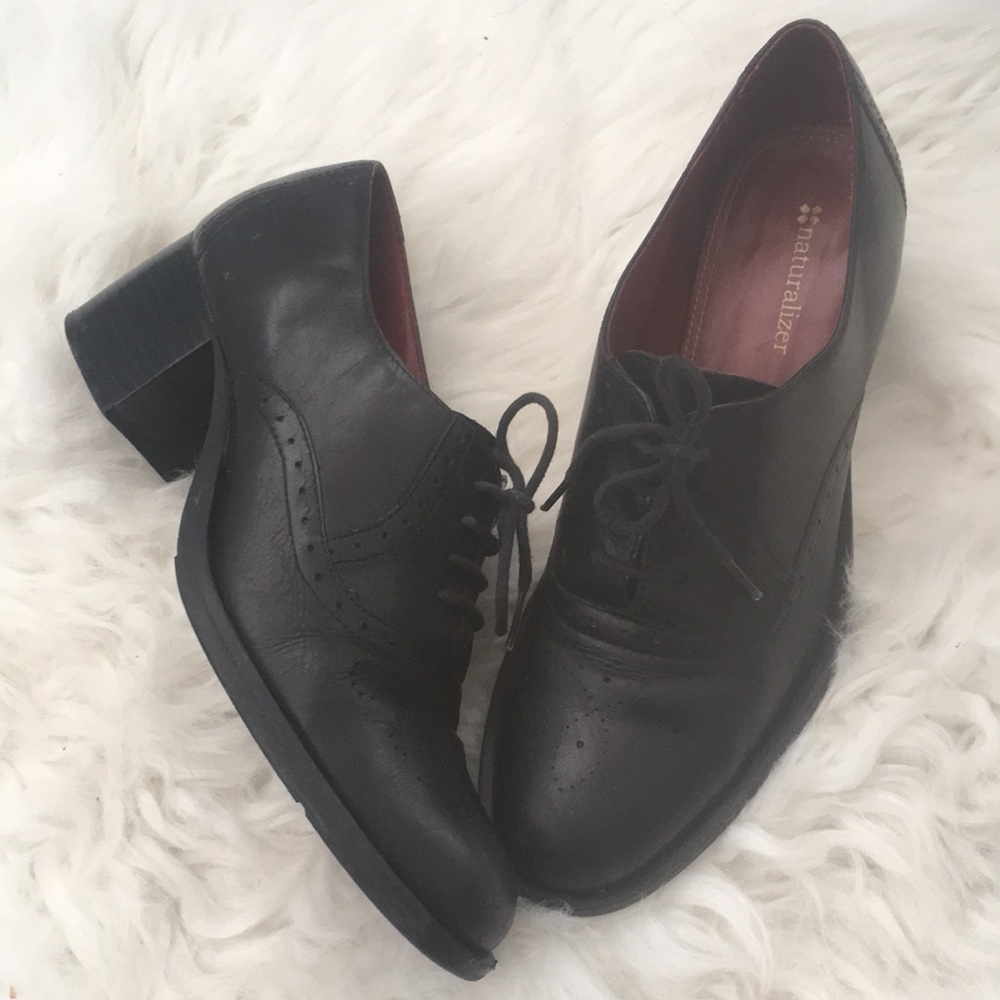 Naturalizer block heel lace ups